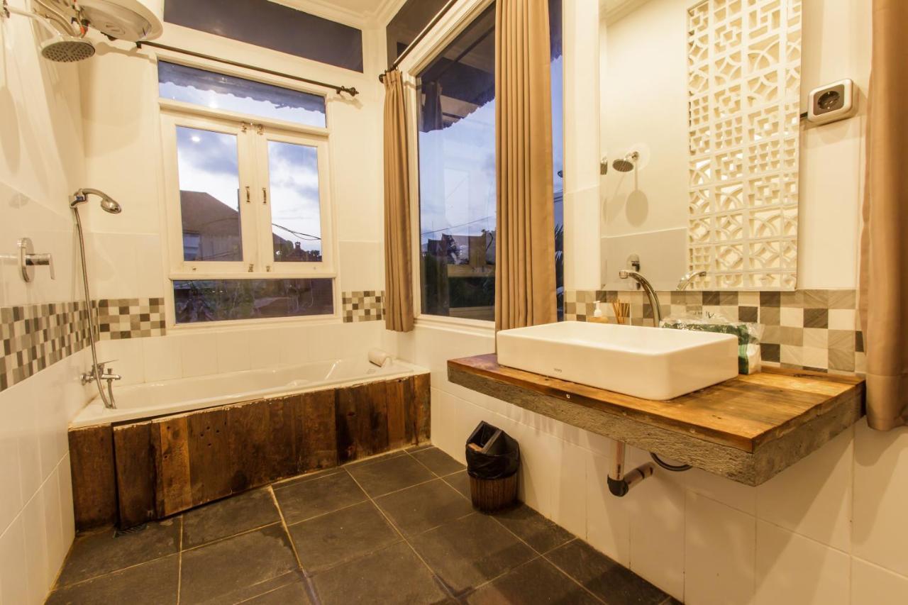 Bening Hut And Spa Семиньяк Экстерьер фото